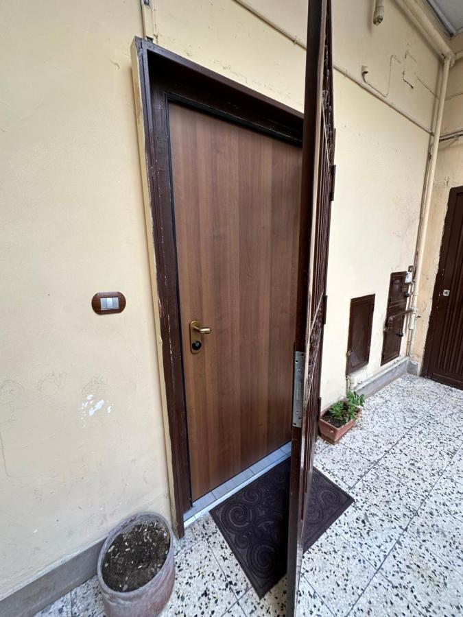 La Casa Di Patti Apartment Napoli Exterior foto